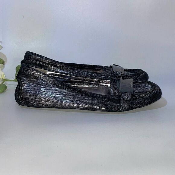 Elegant Calvin Klein Black Women's Flats 6 - Picture 3 of 9